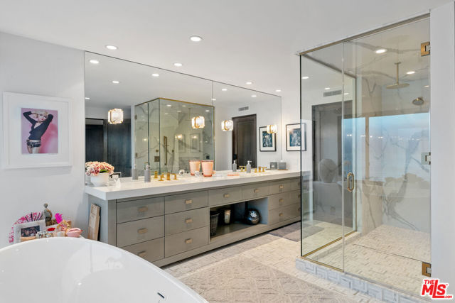 24146 Malibu Road, Malibu CA: https://media.crmls.org/mediaz/e5eec412-b70c-43ad-b9c6-92a4426a7e06.jpg