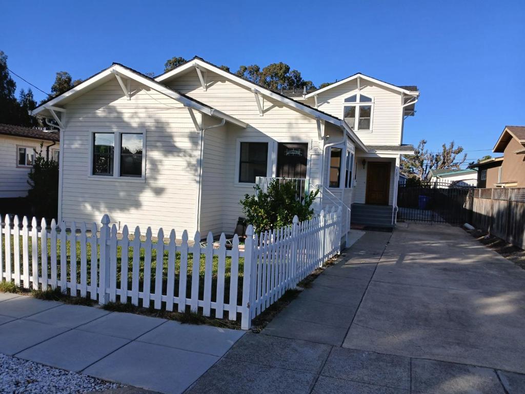 127 Maitland Drive