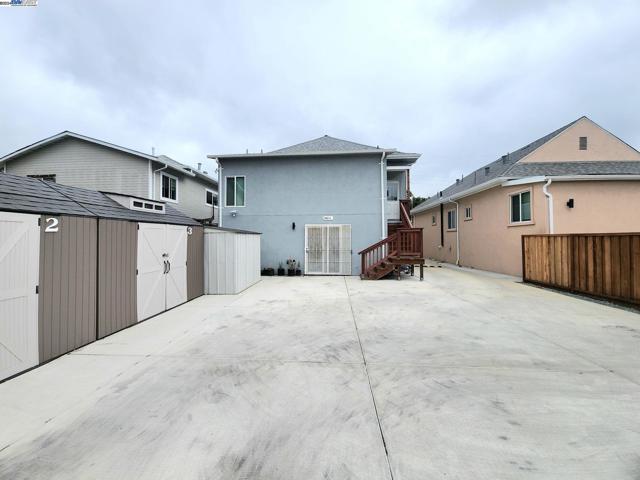 Image 4 of 53 For 3031 Logan St