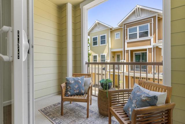 104 N Hummingbird Lane, San Mateo CA: https://media.crmls.org/mediaz/e5f008bb-9da8-40b9-bdd2-a9e7667eb307.jpg