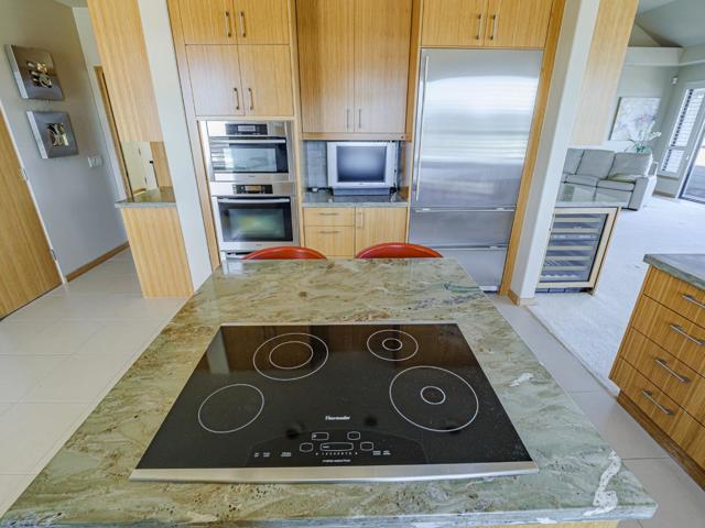 515 2nd Street, Santa Cruz CA: https://media.crmls.org/mediaz/e5f156f0-3629-4234-a19f-d738f41eb977.jpg