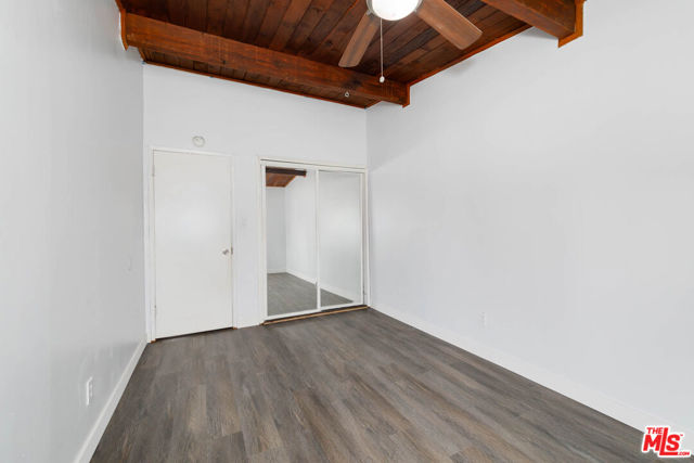 5633 Cedarglen Drive, Azusa CA: https://media.crmls.org/mediaz/e5f17604-046e-4435-ab82-f3cc32932b24.jpg
