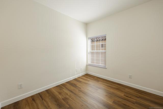 11540 Miro Cir, San Diego CA: https://media.crmls.org/mediaz/e5f2177e-f3c1-4802-8381-d751b95dcfbc.jpg
