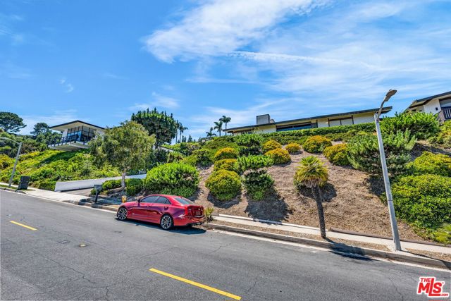 29857 Knoll View Drive, Rancho Palos Verdes, California 90275, 3 Bedrooms Bedrooms, ,2 BathroomsBathrooms,Residential,Sold,Knoll View,25580809 29857 Knoll View Drive, Rancho Palos Verdes, California 90275, 3 Bedrooms Bedrooms, ,2 BathroomsBathrooms,Residential,Sold,Knoll View,25580809