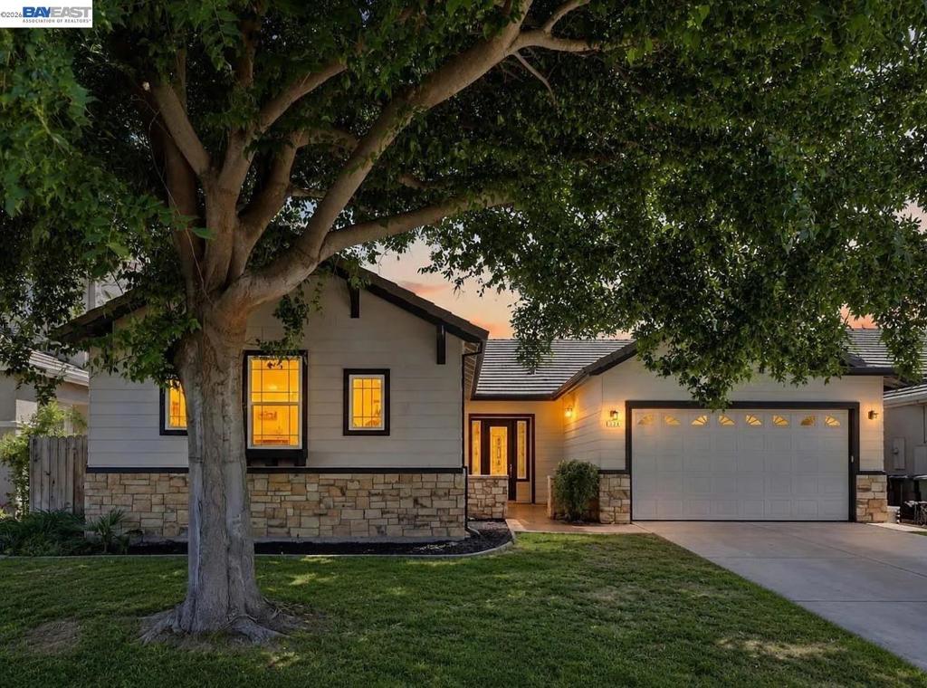 530 Seaport Village Drive