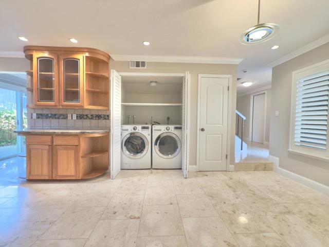 111 Abby Wood Court, Los Gatos CA: https://media.crmls.org/mediaz/e5f29a77-3874-4998-8d5e-c917bcd7d3ed.jpg