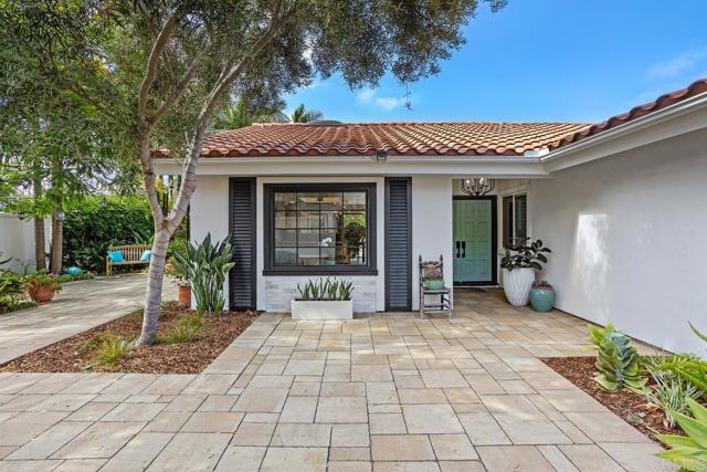 560 San Andres Dr., Solana Beach CA: https://media.crmls.org/mediaz/e5f2e595-bdb6-4033-927e-ab81f5192cc6.jpg