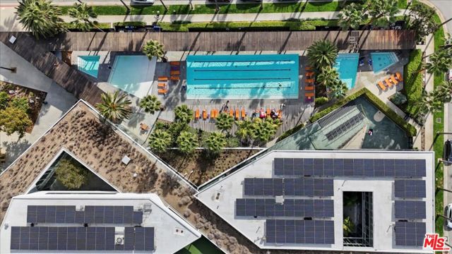 13044 Pacific, Playa Vista CA: https://media.crmls.org/mediaz/e5f3c13a-7171-48d6-9533-7d349c9cd78c.jpg