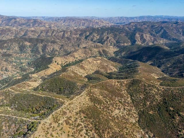 0 non-situs, Morgan Hill CA: https://media.crmls.org/mediaz/e5f4aacc-a886-4e73-8a66-74e7e7d02555.jpg