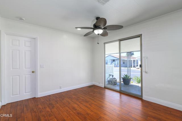 19 Faulkner Court, Ventura CA: https://media.crmls.org/mediaz/e5f57196-e7f2-4665-b69b-b0e64bccd693.jpg