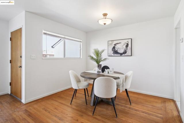 1881 Dolly Ave, San Leandro CA: https://media.crmls.org/mediaz/e5f64532-4d93-4ddb-bcb2-24aba4bbfe85.jpg