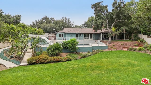 240 Oakhurst Lane, Arcadia CA: https://media.crmls.org/mediaz/e5f6beb8-4b04-41a4-a596-8673855e24ee.jpg