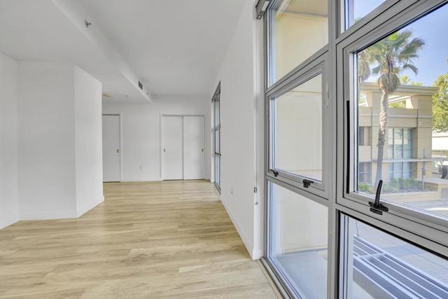 175 W Saint James Street, San Jose CA: https://media.crmls.org/mediaz/e5f6d433-c20d-4db7-8c5e-483a146058fd.jpg