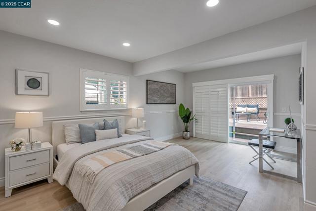 147 Covington St, Oakland CA: https://media.crmls.org/mediaz/e5f7f31f-45ac-409b-8597-89dd51da8847.jpg
