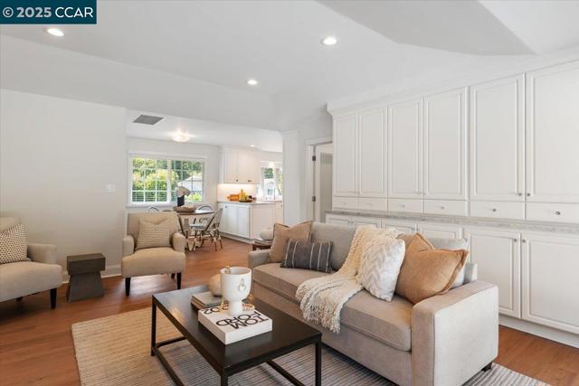 230 Vallecito Lane, Walnut Creek CA: https://media.crmls.org/mediaz/e5f86031-603a-4823-9638-45a7e829fff5.jpg