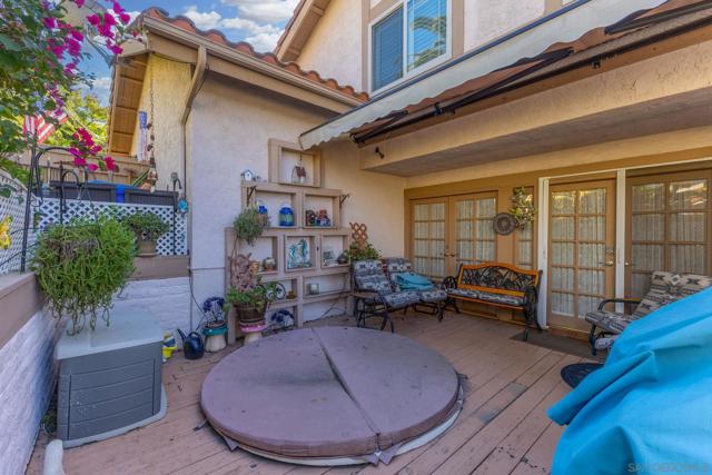 1363 Timberpond Dr, El Cajon CA: https://media.crmls.org/mediaz/e5f910e7-5830-4653-94df-1be3e2b0b8f8.jpg