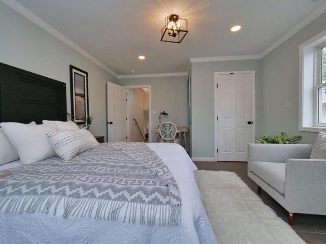 3000 56th Avenue, Oakland CA: https://media.crmls.org/mediaz/e5f9c3c2-0d3f-4506-b42d-4c0dc91385e9.jpg