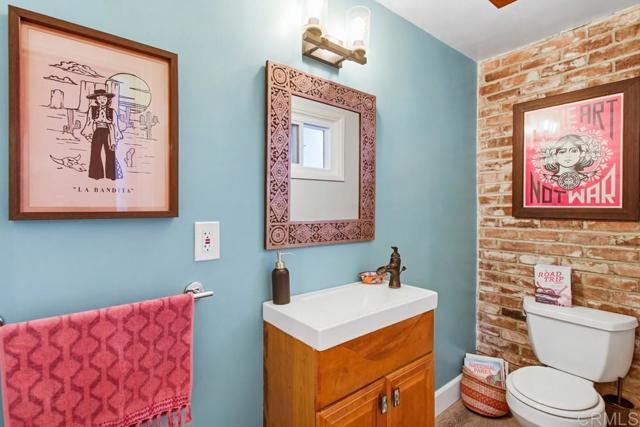 Detail Gallery Image 16 of 62 For 5484 Redding Rd, San Diego,  CA 92115 - 3 Beds | 2/1 Baths