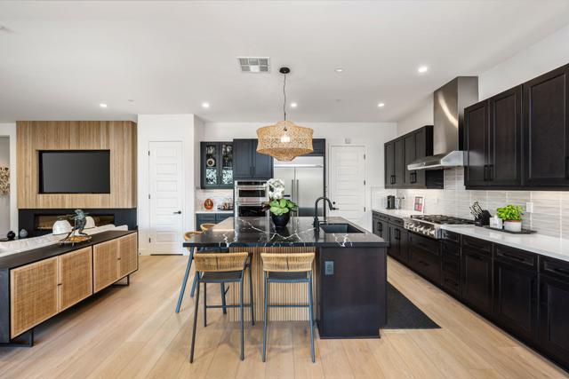 82460 W Mccarroll Drive, Indio CA: https://media.crmls.org/mediaz/e5fb0897-25c4-4860-b724-469286a1f3cd.jpg