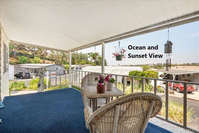 2130 Sunset Drive, Vista CA: https://media.crmls.org/mediaz/e5fb8db4-e6a7-4c6e-aa0f-111f07542f47.jpg