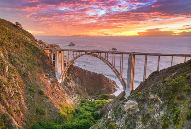 4847 Bixby Creek Road, Carmel CA: https://media.crmls.org/mediaz/e5fc3ea4-ba48-4407-b34d-abdd779d0b36.jpg