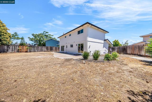 37643 Crocus Ct, Newark CA: https://media.crmls.org/mediaz/e5fc7cae-8287-4e25-a041-0761f06c259a.jpg