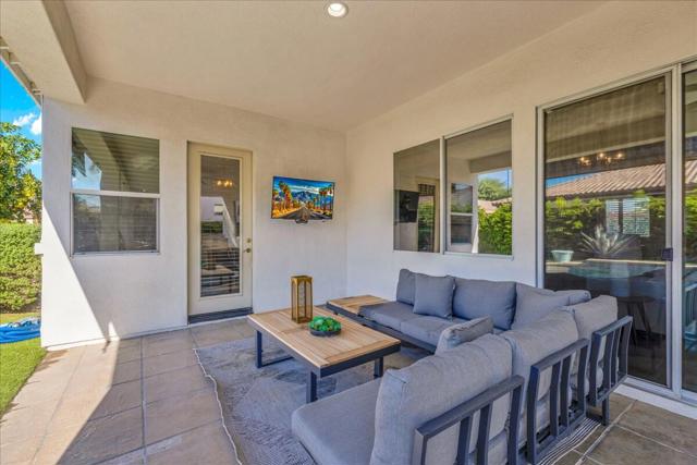 44875 Via Catalina, La Quinta CA: https://media.crmls.org/mediaz/e5fd07dc-4ee6-4f06-860a-c0dda8dda6e0.jpg