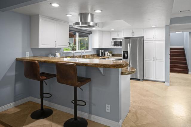 Image 11 of 42 For 2034 Fantero Ave