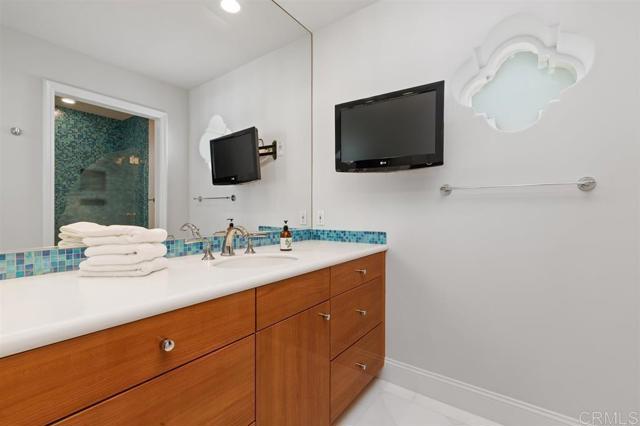 Detail Gallery Image 39 of 47 For 1907 Chubasco Dr, Corona Del Mar,  CA 92625 - 3 Beds | 3/1 Baths