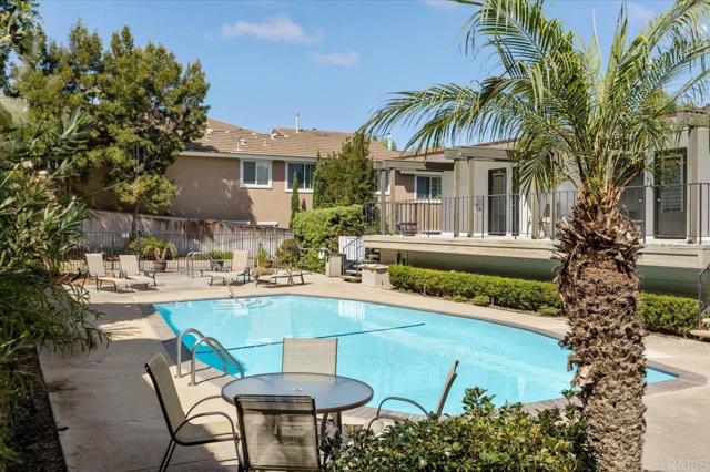 Detail Gallery Image 21 of 25 For 2535 Navarra Dr 8a,  Carlsbad,  CA 92009 - 1 Beds | 2 Baths