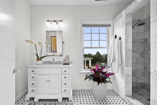 155 Scarlet Court, Watsonville CA: https://media.crmls.org/mediaz/e5ff7a4d-1cfd-44d1-ac20-a120e9900abc.jpg