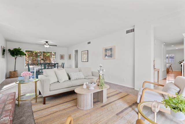 Detail Gallery Image 4 of 52 For 3807 Olivo Ct, Camarillo,  CA 93010 - 5 Beds | 3/1 Baths