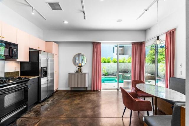 3552 Melody Lane, Palm Springs CA: https://media.crmls.org/mediaz/e5fff338-736f-4988-aab8-8e338e36ba0b.jpg