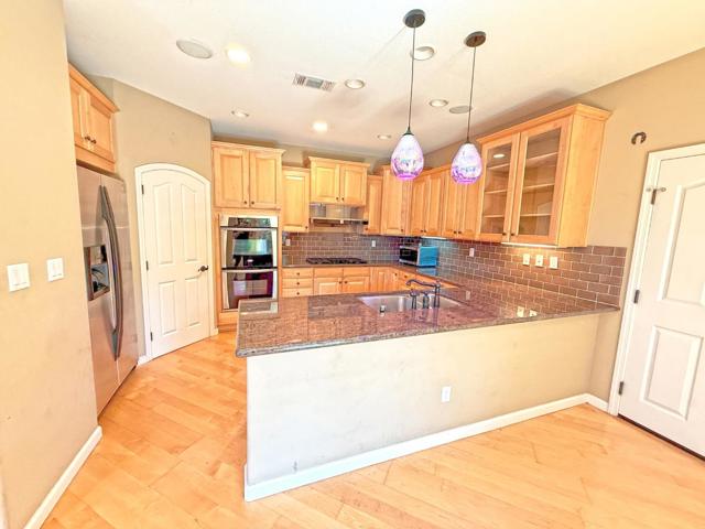 1070 E William Street, San Jose CA: https://media.crmls.org/mediaz/e60119f5-ca13-4dea-9f91-4e3d8552a4f2.jpg
