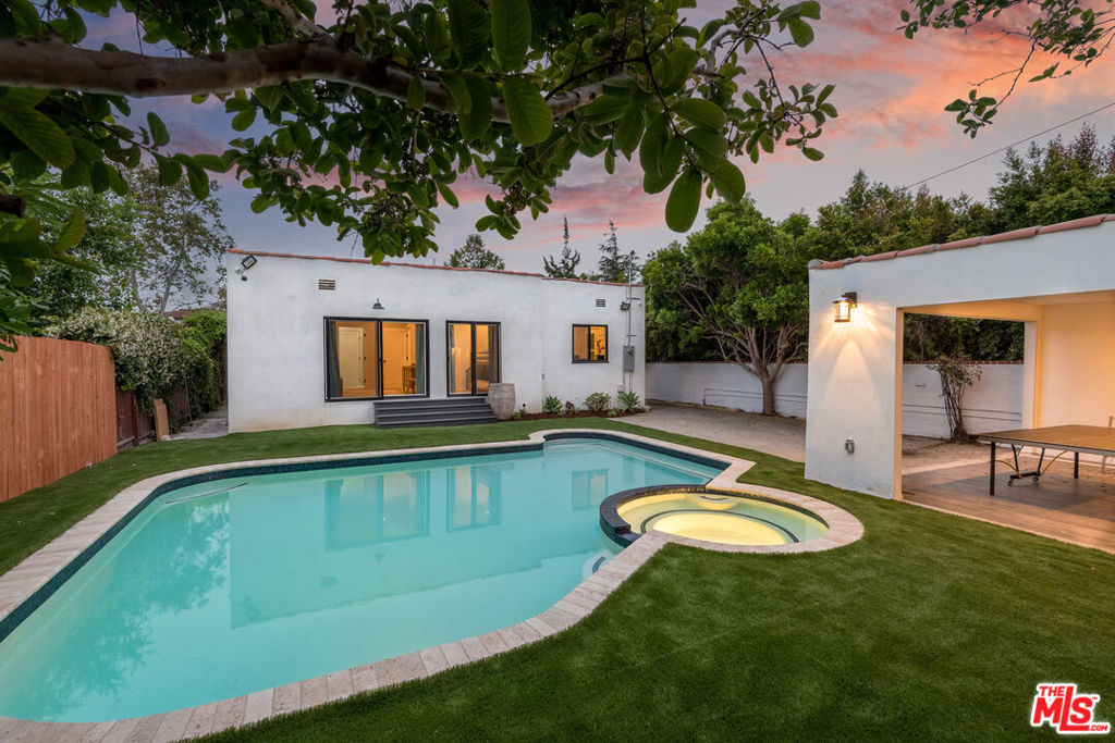 173 S Alta Vista Boulevard