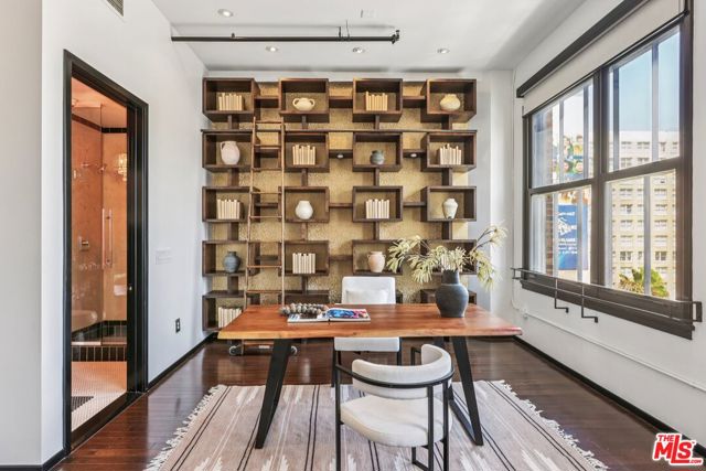 1645 N Vine Street, Los Angeles CA: https://media.crmls.org/mediaz/e601e18a-63b4-47f3-83eb-41f040f08a29.jpg