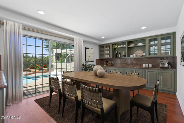1984 Nettlebrook Street, Westlake Village CA: https://media.crmls.org/mediaz/e6022de0-2753-4ebc-a2a5-dee6e57fe88e.jpg