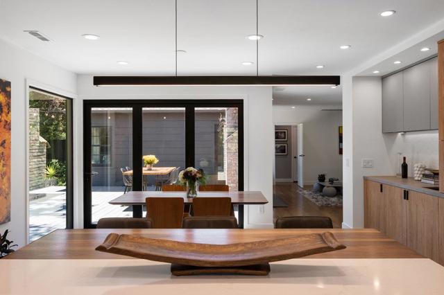 137 30th Avenue, San Mateo CA: https://media.crmls.org/mediaz/e6037880-506a-4d89-a52b-801ffe1d4b20.jpg