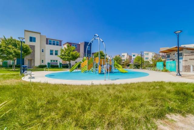 Detail Gallery Image 39 of 45 For 1842 Observation Way, Chula Vista,  CA 91915 - 3 Beds | 2/1 Baths