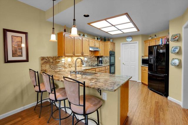 7812 Prestwick Circle, San Jose CA: https://media.crmls.org/mediaz/e605116d-c86a-4e25-b485-c6e423592671.jpg