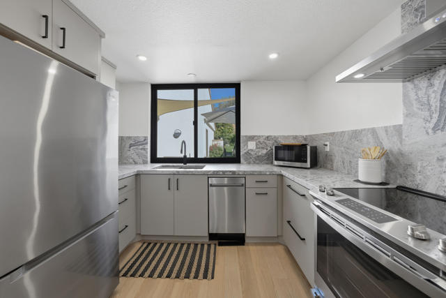 171 Avenida Las Palmas, Rancho Mirage CA: https://media.crmls.org/mediaz/e6060ba0-25ef-4f64-b64f-c69ff86bb7ff.jpg