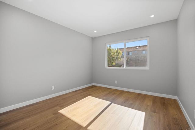 Detail Gallery Image 30 of 64 For 2755 Victoria Ave, Carlsbad,  CA 92010 - 4 Beds | 2/1 Baths