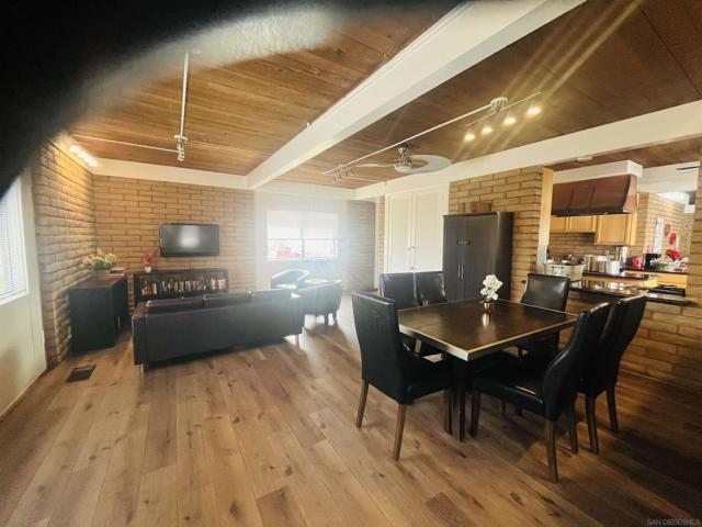 450 E Bradley, El Cajon CA: https://media.crmls.org/mediaz/e6063819-5e71-4d8b-8cfc-ee854e0411b6.jpg