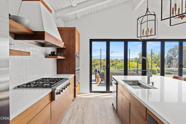 1270 Dove Meadow Road, Solvang CA: https://media.crmls.org/mediaz/e60ac818-aaaa-454c-bf38-fa0fdd4fe5c8.jpg