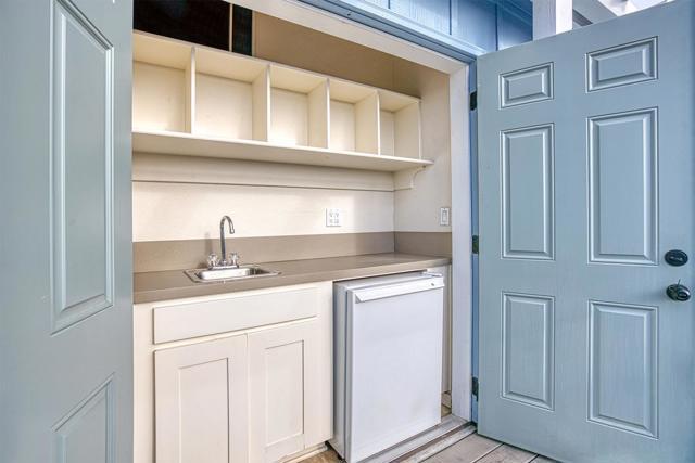 2395 Delaware Avenue, Santa Cruz CA: https://media.crmls.org/mediaz/e60cd484-9158-431a-babe-020e30719ebc.jpg
