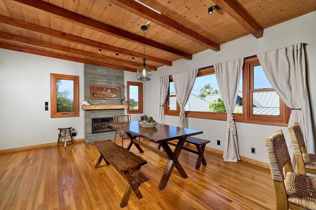 630 Ocean View Avenue, Encinitas CA: https://media.crmls.org/mediaz/e60d68c9-1746-4ea0-b503-da4acebda4fb.jpg