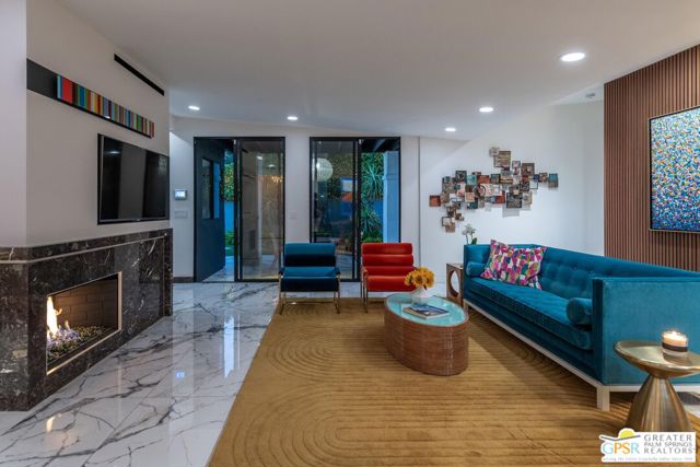 153 W El Camino Way, Palm Springs, CA 92264