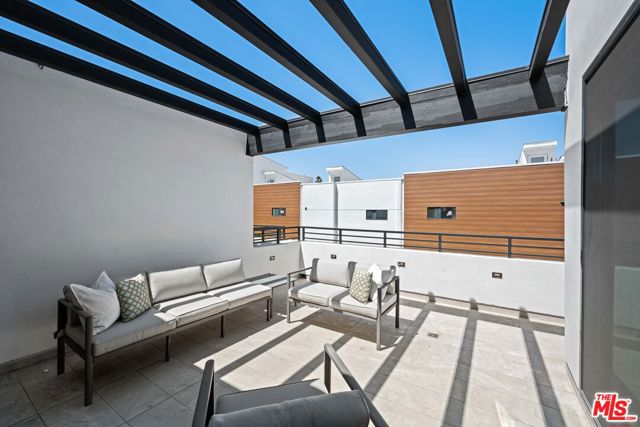 1957 Preuss Road, Los Angeles CA: https://media.crmls.org/mediaz/e60df9fa-00a5-4212-853b-c7585e708981.jpg