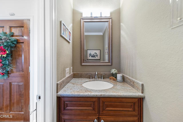 832 Magnolia Avenue, Pasadena CA: https://media.crmls.org/mediaz/e60e1c02-4b06-4d1d-9b5b-cb07aea05cd6.jpg