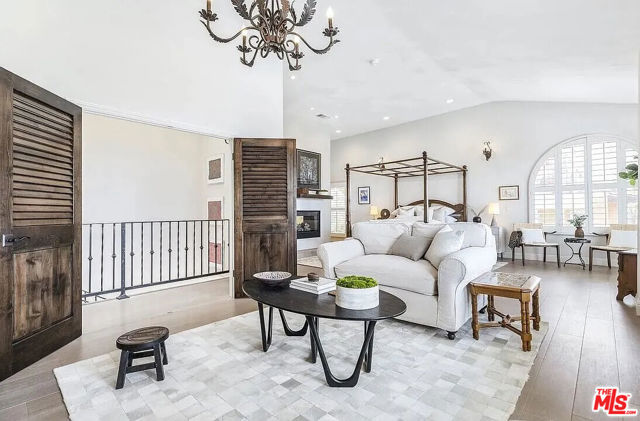  Income Home for Sale in Los Angeles, California